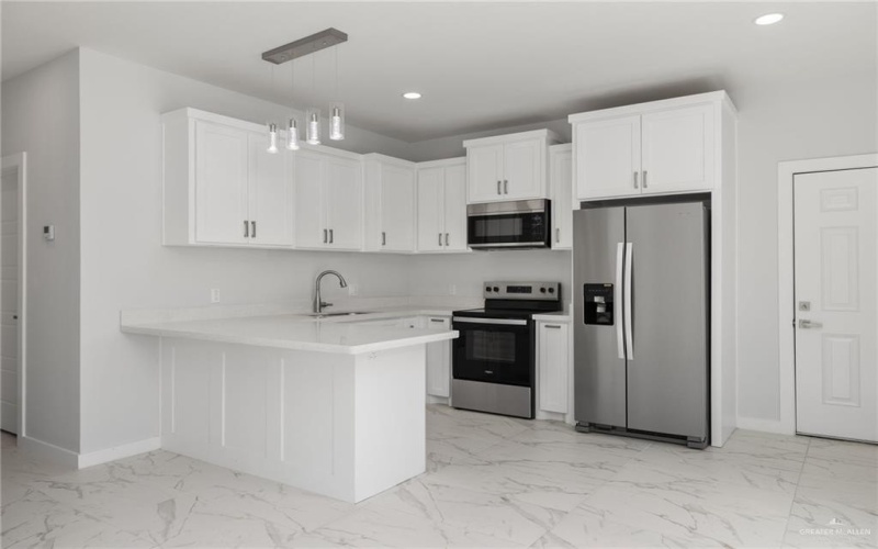 904 8th Street #3, Mission, TX 78572, 2 Habitaciones Habitaciones , ,2 BañosBaños,Residential Lease,En Alquiler,904 8th Street,463406