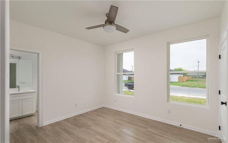 401 Southland Avenue, Edinburg, TX 78539, 4 Bedrooms Bedrooms, ,3 BathroomsBathrooms,Residential,For Sale,401 Southland Avenue,469296