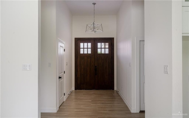 401 Southland Avenue, Edinburg, TX 78539, 4 Bedrooms Bedrooms, ,3 BathroomsBathrooms,Residential,For Sale,401 Southland Avenue,469296
