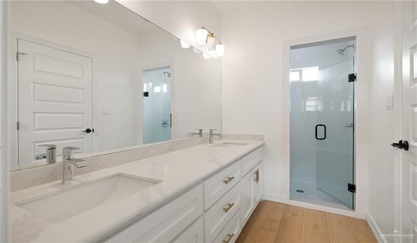 1305 Franklin Avenue, Alton, TX 78573, 3 Bedrooms Bedrooms, ,2 BathroomsBathrooms,Residential,For Sale,1305 Franklin Avenue,469653