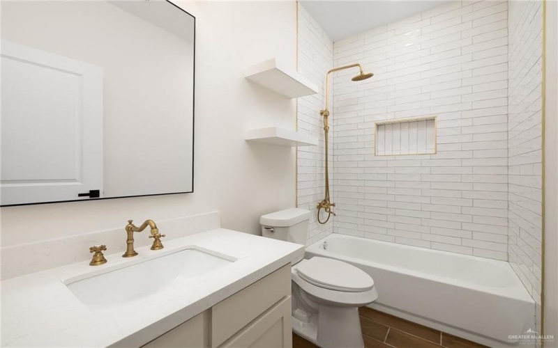 302 N Kika De La Garza Boulevard, La Joya, TX 78560, 3 Bedrooms Bedrooms, ,2 BathroomsBathrooms,Residential,For Sale,302 N Kika De La Garza Boulevard,469122
