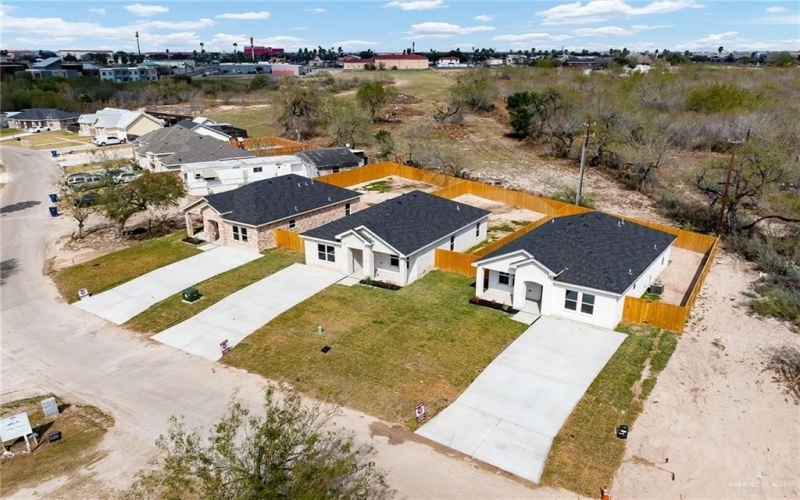 302 N Kika De La Garza Boulevard, La Joya, TX 78560, 3 Bedrooms Bedrooms, ,2 BathroomsBathrooms,Residential,For Sale,302 N Kika De La Garza Boulevard,469122
