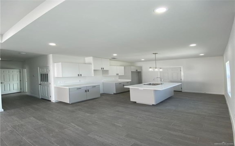 1408 Marcela Drive, Weslaco, TX 78599, ,Residential Multi Family,En Venta,1408 Marcela Drive,469741