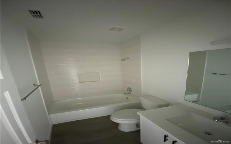 1408 Marcela Drive, Weslaco, TX 78599, ,Residential Multi Family,En Venta,1408 Marcela Drive,469741