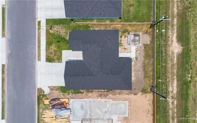 1712 Diplomat Drive, Edinburg, TX 78542, 3 Bedrooms Bedrooms, ,2 BathroomsBathrooms,Residential,For Sale,1712 Diplomat Drive,469771