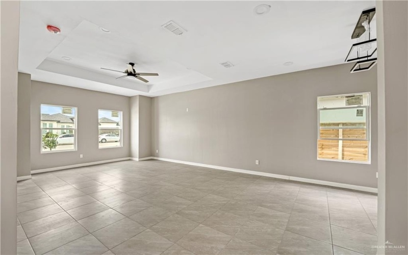 1712 Diplomat Drive, Edinburg, TX 78542, 3 Bedrooms Bedrooms, ,2 BathroomsBathrooms,Residential,For Sale,1712 Diplomat Drive,469771