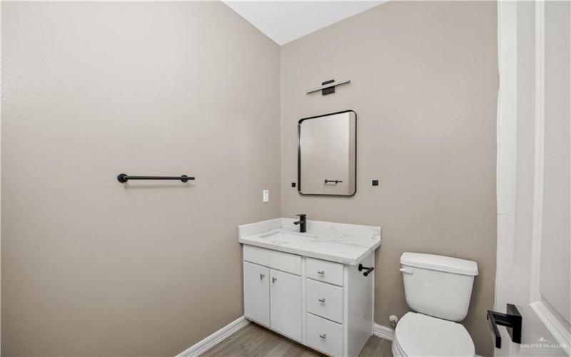 1712 Diplomat Drive, Edinburg, TX 78542, 3 Bedrooms Bedrooms, ,2 BathroomsBathrooms,Residential,For Sale,1712 Diplomat Drive,469771