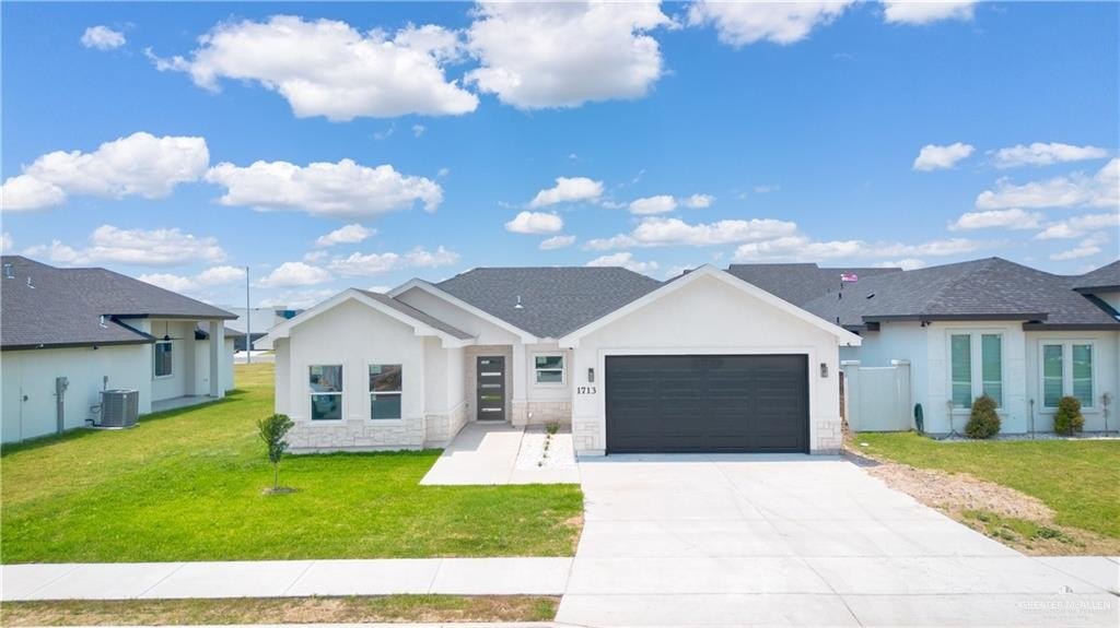 1713 Diplomat Drive, Edinburg, TX 78542, 3 Bedrooms Bedrooms, ,2 BathroomsBathrooms,Residential,For Sale,1713 Diplomat Drive,469775