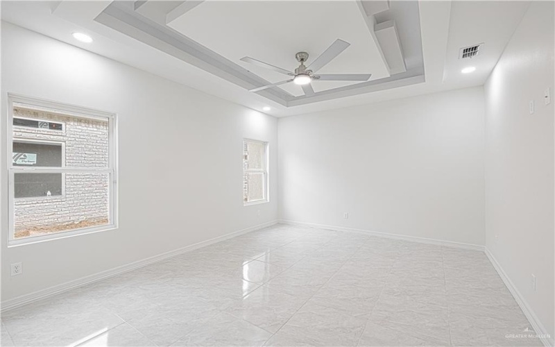 3301 E Barkley Street, Edinburg, TX 78542, 3 Bedrooms Bedrooms, ,3 BathroomsBathrooms,Residential,For Sale,3301 E Barkley Street,463561