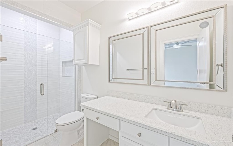 3301 E Barkley Street, Edinburg, TX 78542, 3 Bedrooms Bedrooms, ,3 BathroomsBathrooms,Residential,For Sale,3301 E Barkley Street,463561