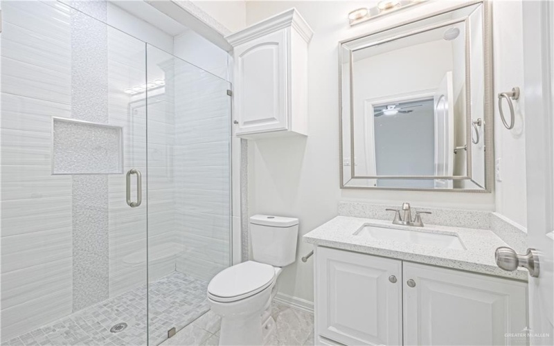 3301 E Barkley Street, Edinburg, TX 78542, 3 Bedrooms Bedrooms, ,3 BathroomsBathrooms,Residential,For Sale,3301 E Barkley Street,463561