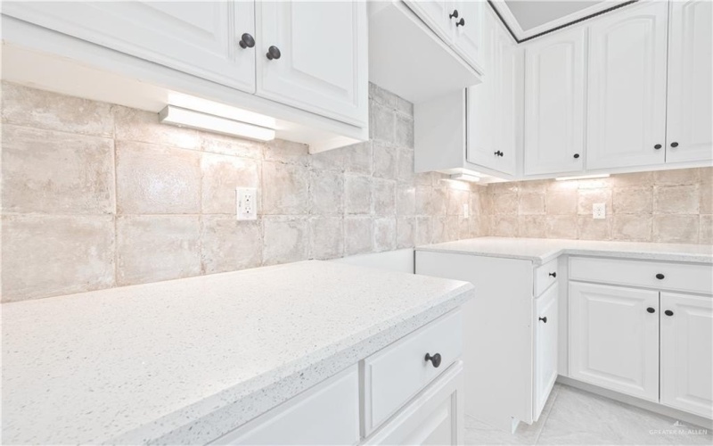 3301 E Barkley Street, Edinburg, TX 78542, 3 Bedrooms Bedrooms, ,3 BathroomsBathrooms,Residential,For Sale,3301 E Barkley Street,463561