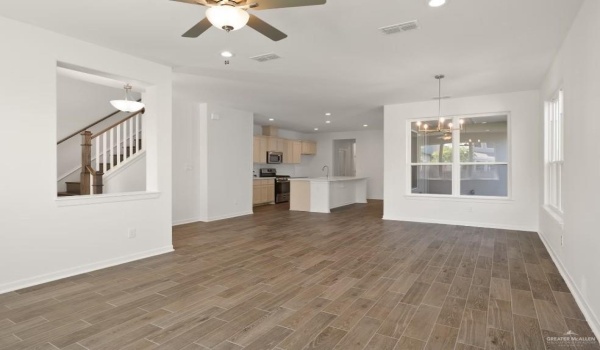 1309 Zurich Avenue, McAllen, TX 78504, 3 Bedrooms Bedrooms, ,2 BathroomsBathrooms,Residential,For Sale,1309 Zurich Avenue,469148