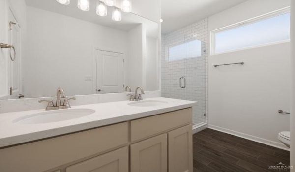 1309 Zurich Avenue, McAllen, TX 78504, 3 Bedrooms Bedrooms, ,2 BathroomsBathrooms,Residential,For Sale,1309 Zurich Avenue,469148