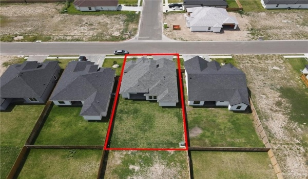 1104 Azalea Avenue, Mission, TX 78573, 3 Bedrooms Bedrooms, ,2 BathroomsBathrooms,Residential,For Sale,1104 Azalea Avenue,469799