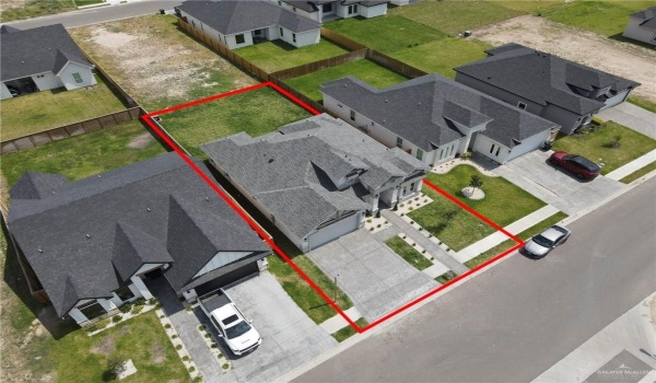 1104 Azalea Avenue, Mission, TX 78573, 3 Bedrooms Bedrooms, ,2 BathroomsBathrooms,Residential,For Sale,1104 Azalea Avenue,469799