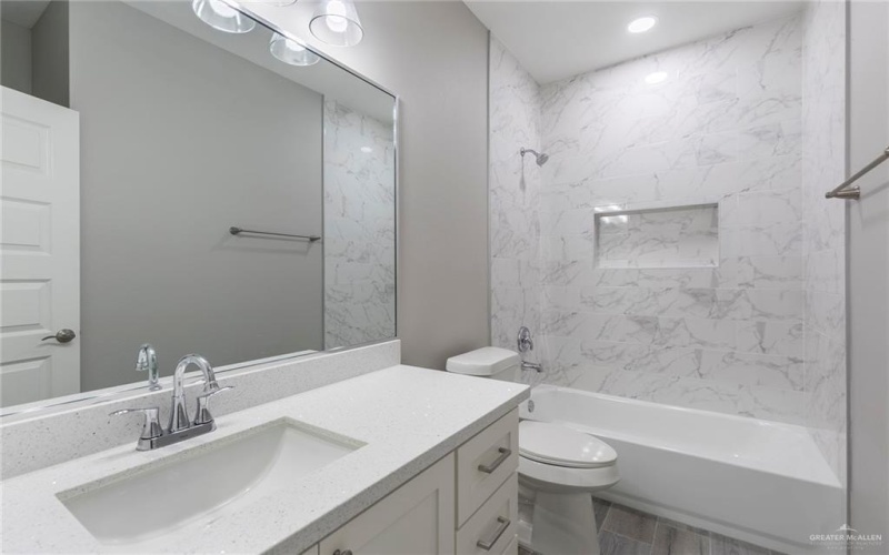 429 Serg Loop, Alamo, TX 78516, 3 Bedrooms Bedrooms, ,2 BathroomsBathrooms,Residential,For Sale,429 Serg Loop,463599