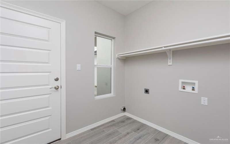429 Serg Loop, Alamo, TX 78516, 3 Bedrooms Bedrooms, ,2 BathroomsBathrooms,Residential,For Sale,429 Serg Loop,463599