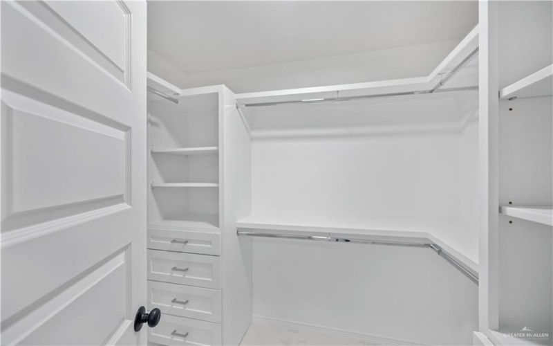 132 E Irvine Avenue, Alamo, TX 78516, 3 Bedrooms Bedrooms, ,2 BathroomsBathrooms,Residential,For Sale,132 E Irvine Avenue,469817