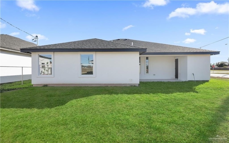 132 E Irvine Avenue, Alamo, TX 78516, 3 Bedrooms Bedrooms, ,2 BathroomsBathrooms,Residential,For Sale,132 E Irvine Avenue,469817