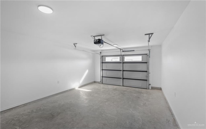 132 E Irvine Avenue, Alamo, TX 78516, 3 Bedrooms Bedrooms, ,2 BathroomsBathrooms,Residential,For Sale,132 E Irvine Avenue,469817