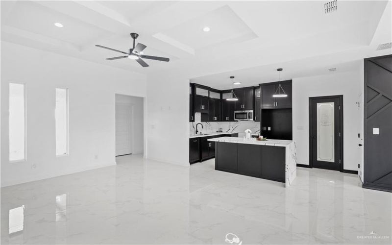 132 E Irvine Avenue, Alamo, TX 78516, 3 Bedrooms Bedrooms, ,2 BathroomsBathrooms,Residential,For Sale,132 E Irvine Avenue,469817