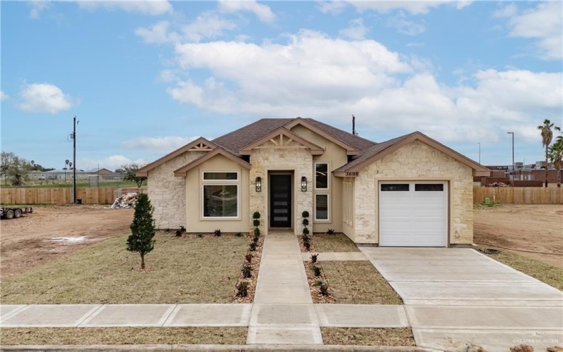 3608 E Alexa Street, Edinburg, TX 78542, 3 Bedrooms Bedrooms, ,2 BathroomsBathrooms,Residential,For Sale,3608 E Alexa Street,463613