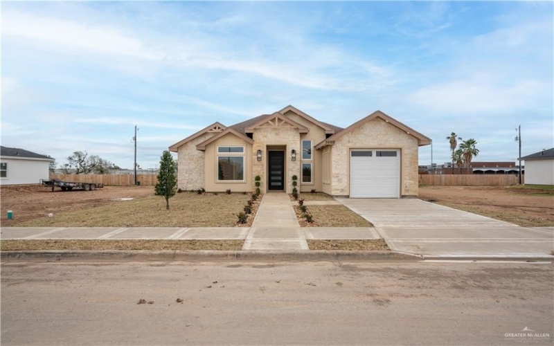 3608 E Alexa Street, Edinburg, TX 78542, 3 Bedrooms Bedrooms, ,2 BathroomsBathrooms,Residential,For Sale,3608 E Alexa Street,463613