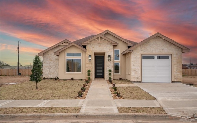 3608 E Alexa Street, Edinburg, TX 78542, 3 Bedrooms Bedrooms, ,2 BathroomsBathrooms,Residential,For Sale,3608 E Alexa Street,463613