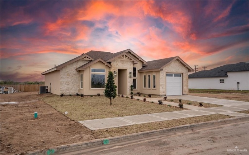 3608 E Alexa Street, Edinburg, TX 78542, 3 Bedrooms Bedrooms, ,2 BathroomsBathrooms,Residential,For Sale,3608 E Alexa Street,463613