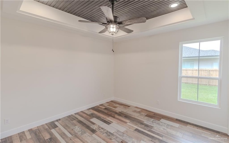 9908 N 24th Street, McAllen, TX 78504, 4 Bedrooms Bedrooms, ,5 BathroomsBathrooms,Residential,For Sale,9908 N 24th Street,469845