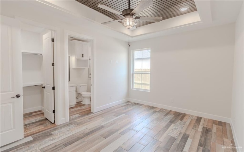 9908 N 24th Street, McAllen, TX 78504, 4 Bedrooms Bedrooms, ,5 BathroomsBathrooms,Residential,For Sale,9908 N 24th Street,469845