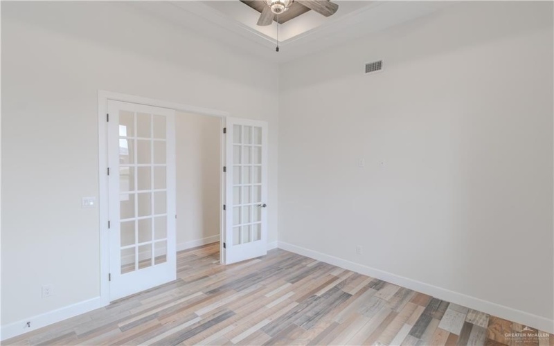 9908 N 24th Street, McAllen, TX 78504, 4 Bedrooms Bedrooms, ,5 BathroomsBathrooms,Residential,For Sale,9908 N 24th Street,469845