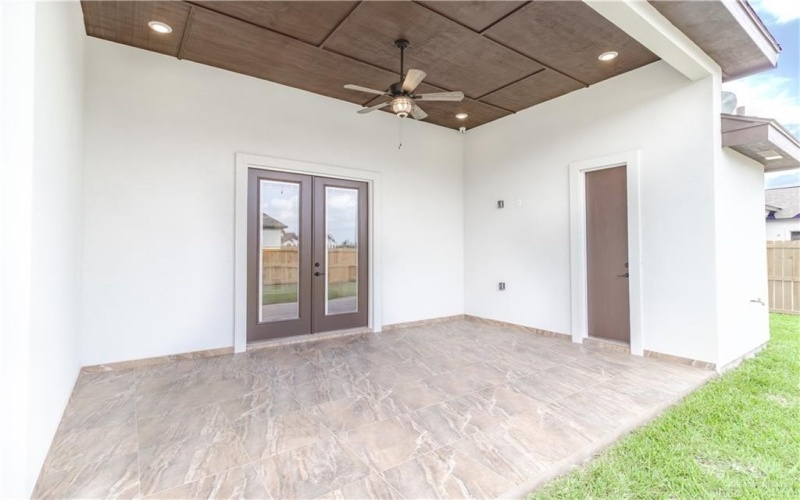 9908 N 24th Street, McAllen, TX 78504, 4 Bedrooms Bedrooms, ,5 BathroomsBathrooms,Residential,For Sale,9908 N 24th Street,469845