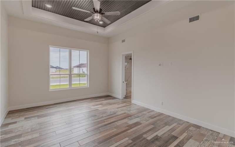 9908 N 24th Street, McAllen, TX 78504, 4 Bedrooms Bedrooms, ,5 BathroomsBathrooms,Residential,For Sale,9908 N 24th Street,469845