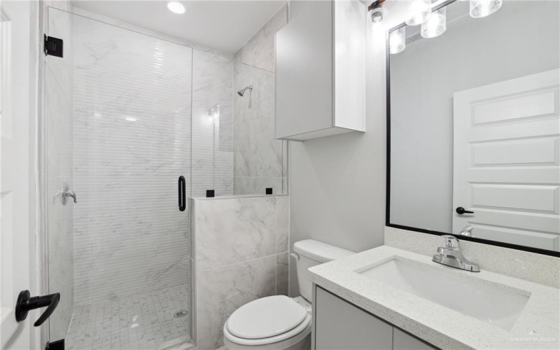 905 W 8th Street #1B, Mission, TX 78572, 3 Bedrooms Bedrooms, ,2 BathroomsBathrooms,Residential Lease,For Rent,905 W 8th Street,469155