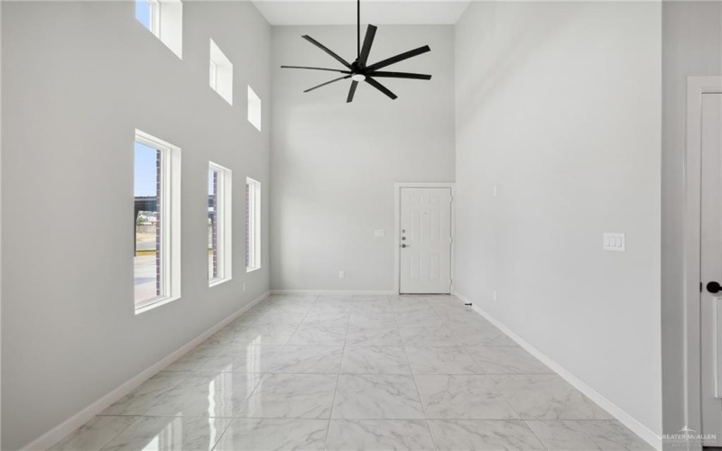 905 W 8th Street #1B, Mission, TX 78572, 3 Bedrooms Bedrooms, ,2 BathroomsBathrooms,Residential Lease,For Rent,905 W 8th Street,469155