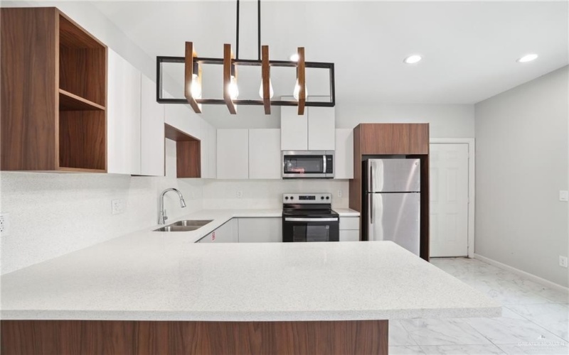 905 W 8th Street #1B, Mission, TX 78572, 3 Bedrooms Bedrooms, ,2 BathroomsBathrooms,Residential Lease,For Rent,905 W 8th Street,469155