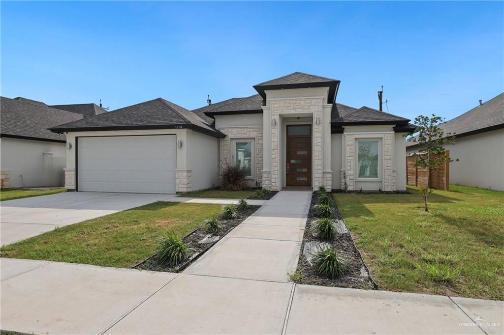 1704 Diplomat Drive, Edinburg, TX 78542, 3 Habitaciones Habitaciones , ,2 BañosBaños,Residential,En Venta,1704 Diplomat Drive,469882