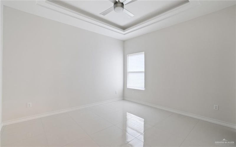 1704 Diplomat Drive, Edinburg, TX 78542, 3 Habitaciones Habitaciones , ,2 BañosBaños,Residential,En Venta,1704 Diplomat Drive,469882