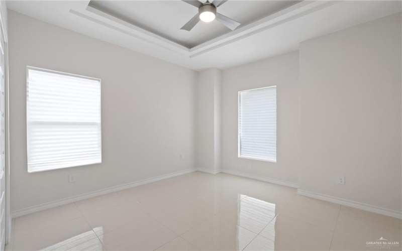 1704 Diplomat Drive, Edinburg, TX 78542, 3 Habitaciones Habitaciones , ,2 BañosBaños,Residential,En Venta,1704 Diplomat Drive,469882
