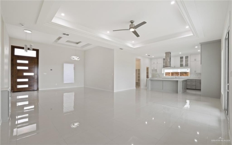 1704 Diplomat Drive, Edinburg, TX 78542, 3 Habitaciones Habitaciones , ,2 BañosBaños,Residential,En Venta,1704 Diplomat Drive,469882