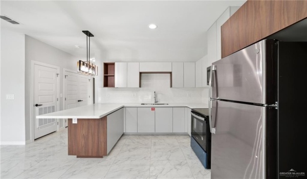 905 W 8th Street #2A, Mission, TX 78572, 2 Bedrooms Bedrooms, ,2 BathroomsBathrooms,Residential Lease,For Rent,905 W 8th Street,469156