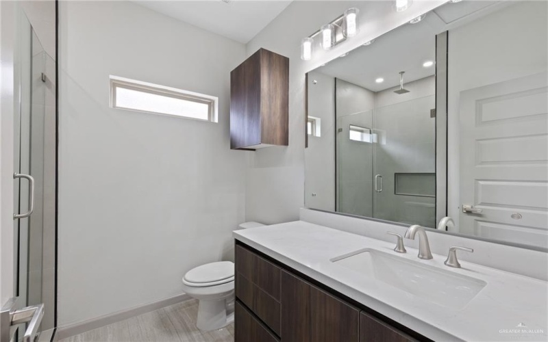 3404 E Alexa Street, Edinburg, TX 78542, 3 Bedrooms Bedrooms, ,2 BathroomsBathrooms,Residential,For Sale,3404 E Alexa Street,469886