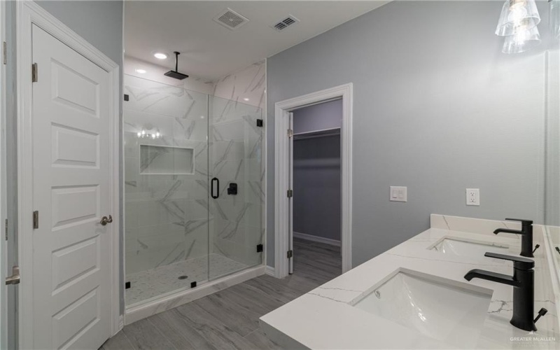 2604 Deion Drive, San Juan, TX 78589, 4 Habitaciones Habitaciones , ,3 BañosBaños,Residential,En Venta,2604 Deion Drive,463752