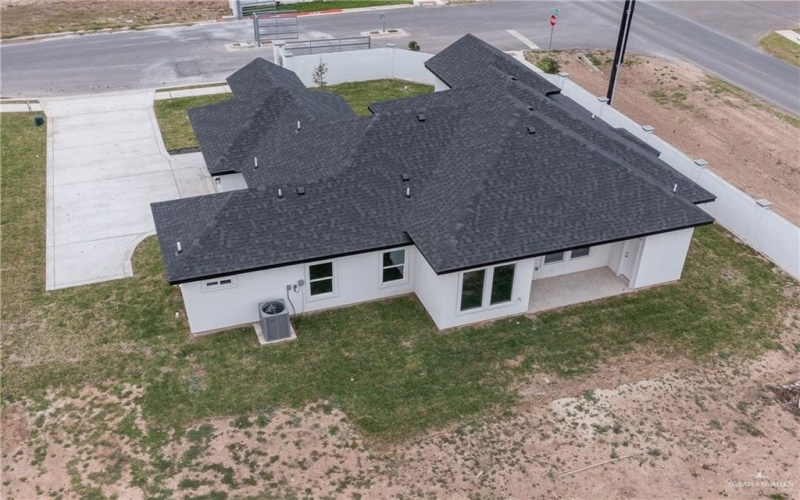 2604 Deion Drive, San Juan, TX 78589, 4 Habitaciones Habitaciones , ,3 BañosBaños,Residential,En Venta,2604 Deion Drive,463752