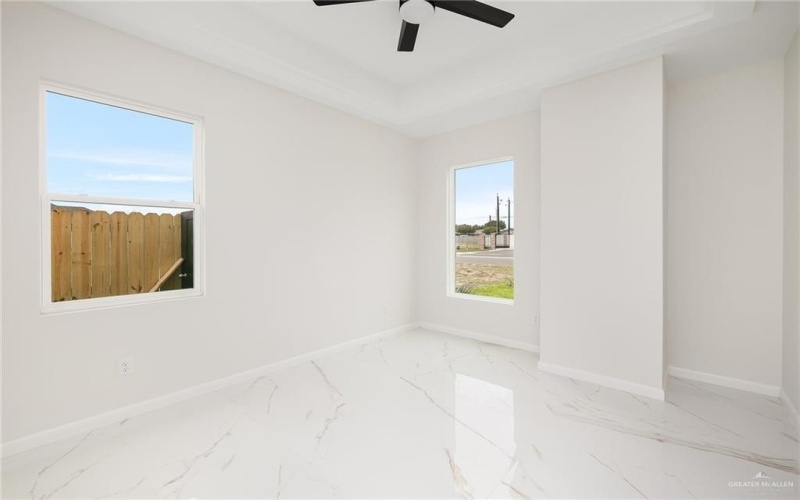 8104 N 51st Street N, McAllen, TX 78504, 3 Habitaciones Habitaciones , ,3 BañosBaños,Residential,En Venta,8104 N 51st Street N,469915