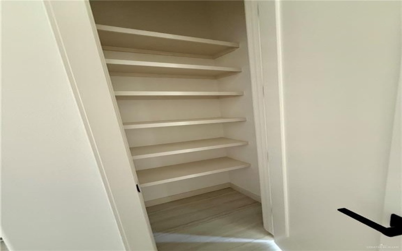 809 N Trinity Street N, Edinburg, TX 78541, 4 Bedrooms Bedrooms, ,3 BathroomsBathrooms,Residential,For Sale,809 N Trinity Street N,463850
