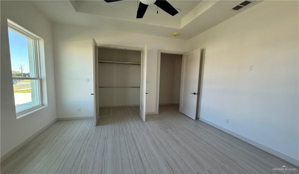 809 N Trinity Street N, Edinburg, TX 78541, 4 Bedrooms Bedrooms, ,3 BathroomsBathrooms,Residential,For Sale,809 N Trinity Street N,463850