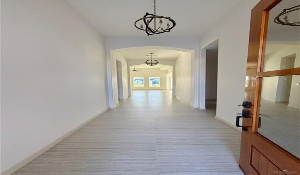 809 N Trinity Street N, Edinburg, TX 78541, 4 Bedrooms Bedrooms, ,3 BathroomsBathrooms,Residential,For Sale,809 N Trinity Street N,463850